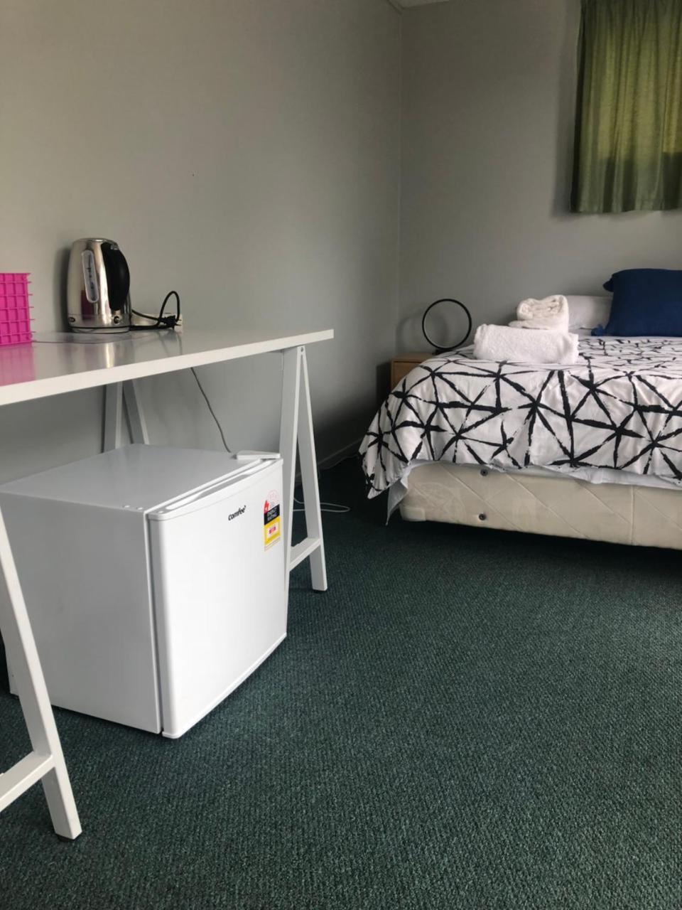 West Lake One Bedroom Accommodation Christchurch Bagian luar foto